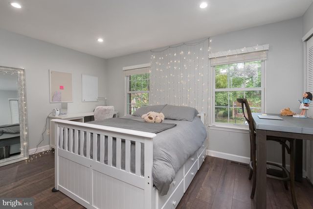 55 SYCAMORE CT, Lawrence Township, NJ 08648