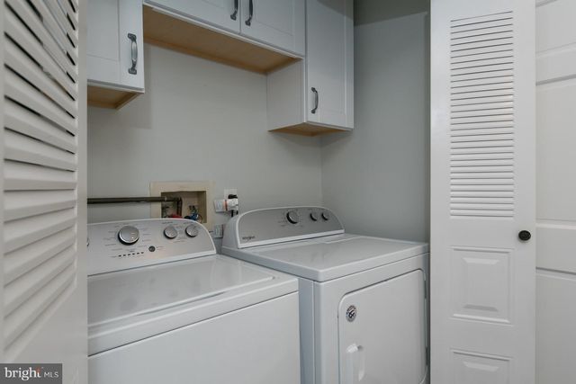 55 SYCAMORE CT, Lawrence Township, NJ 08648