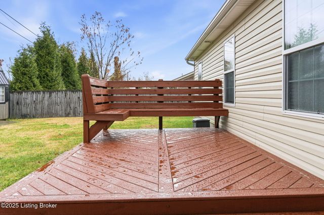 480 Bald Eagles Cir, Mt Washington, KY 40047