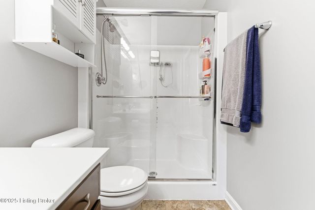 480 Bald Eagles Cir, Mt Washington, KY 40047