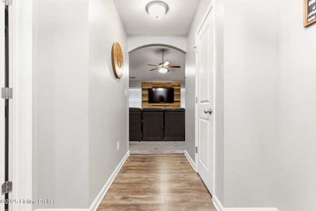 480 Bald Eagles Cir, Mt Washington, KY 40047