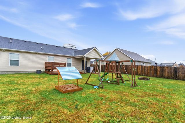 480 Bald Eagles Cir, Mt Washington, KY 40047