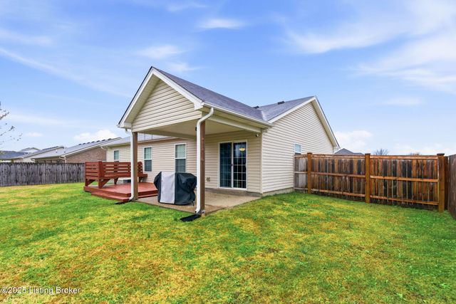 480 Bald Eagles Cir, Mt Washington, KY 40047