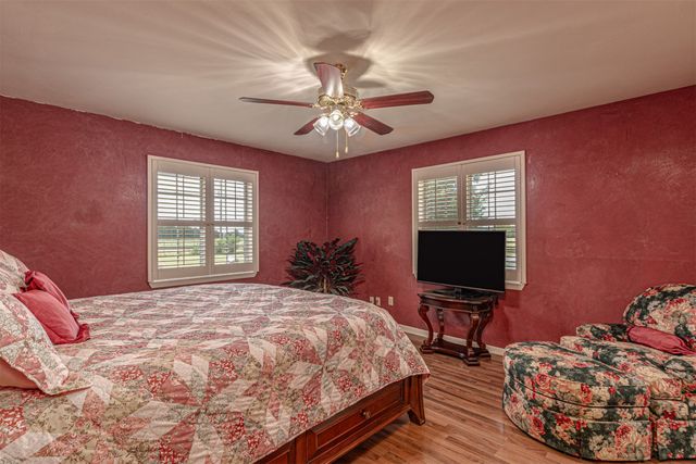 4160 Fm 513 S, Lone Oak, TX 75453