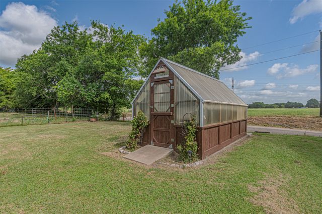 4160 Fm 513 S, Lone Oak, TX 75453