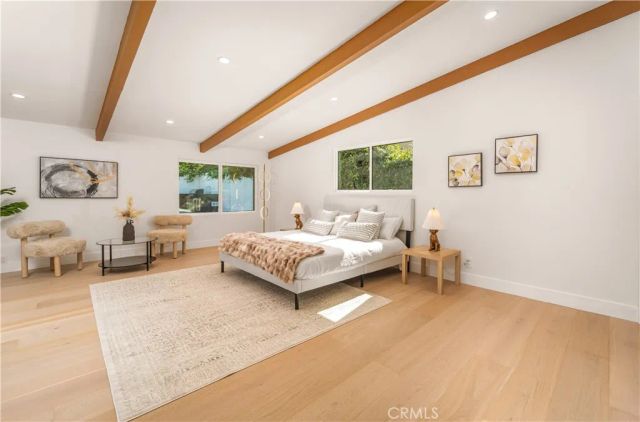 24320 Bessemer, Woodland Hills, CA 91367