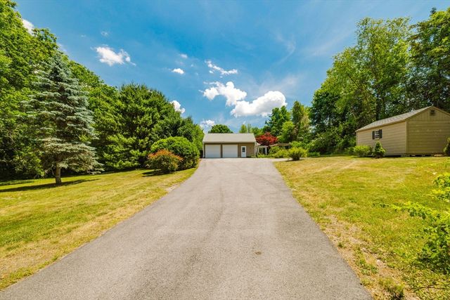 275 Summer St, Rehoboth, MA 02769