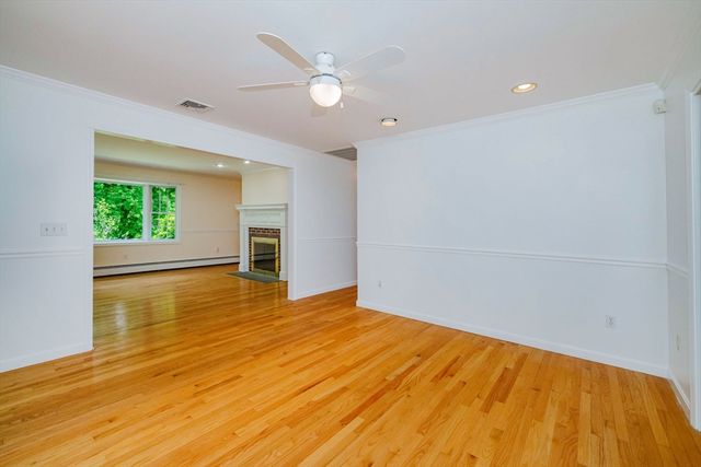 275 Summer St, Rehoboth, MA 02769