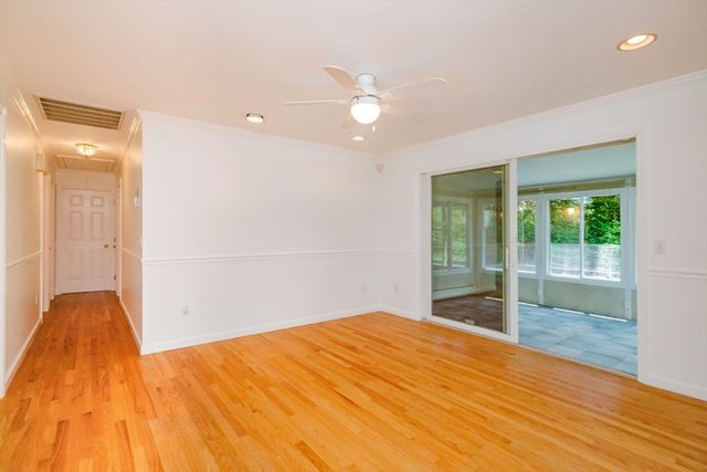 275 Summer St, Rehoboth, MA 02769
