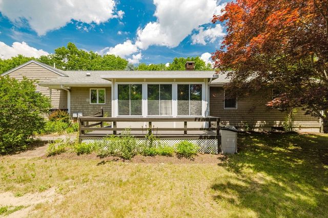 275 Summer St, Rehoboth, MA 02769