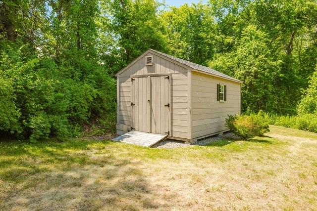 275 Summer St, Rehoboth, MA 02769