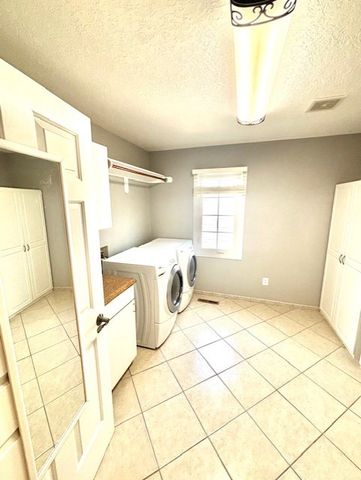 5749 Wentworth None, Johnston, IA 50131