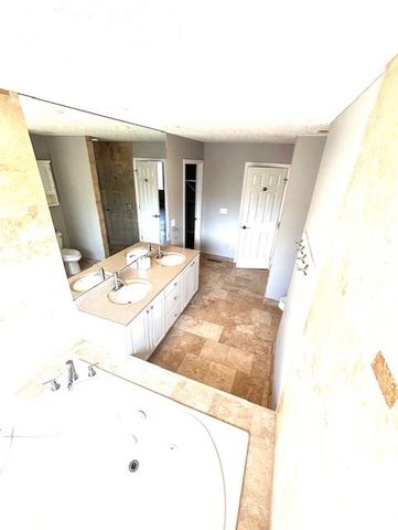 5749 Wentworth None, Johnston, IA 50131