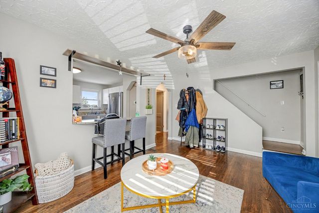 8521 Darnell Avenue, Sycamore Twp, OH 45236