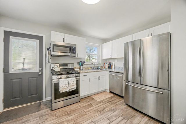 8521 Darnell Avenue, Sycamore Twp, OH 45236