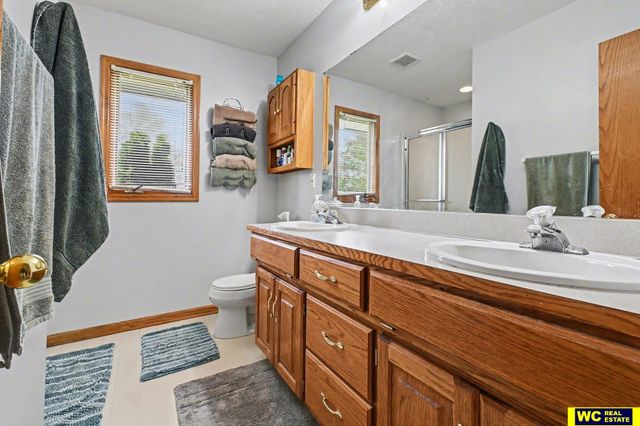 12202 N 160 Street, Bennington, NE 68007