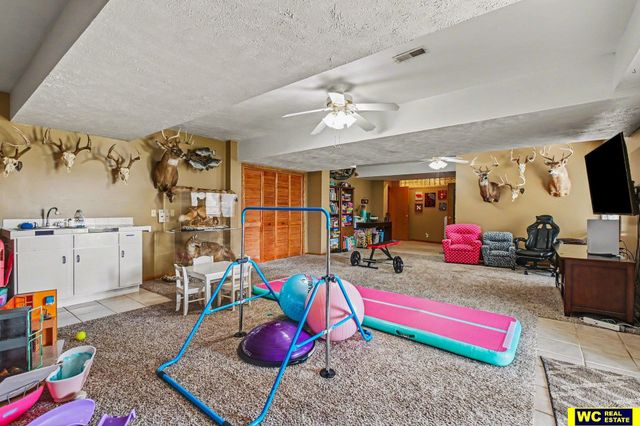 12202 N 160 Street, Bennington, NE 68007