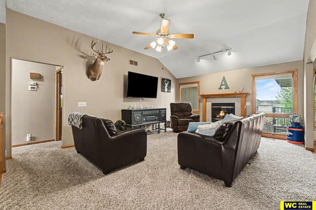 12202 N 160 Street, Bennington, NE 68007
