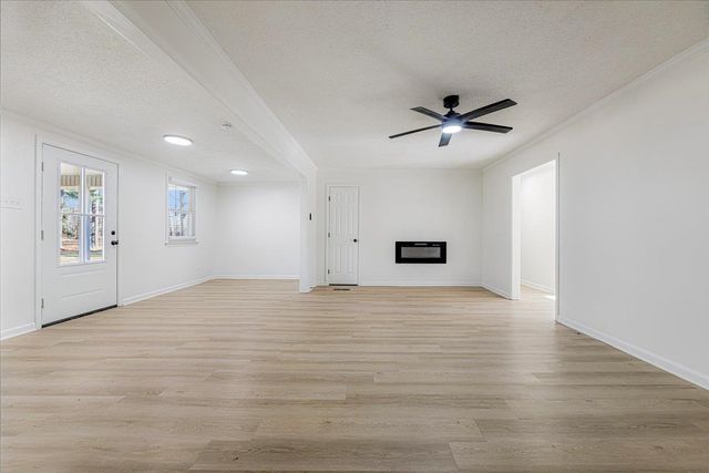 3148 BEAVER RD, Munford, TN 38058