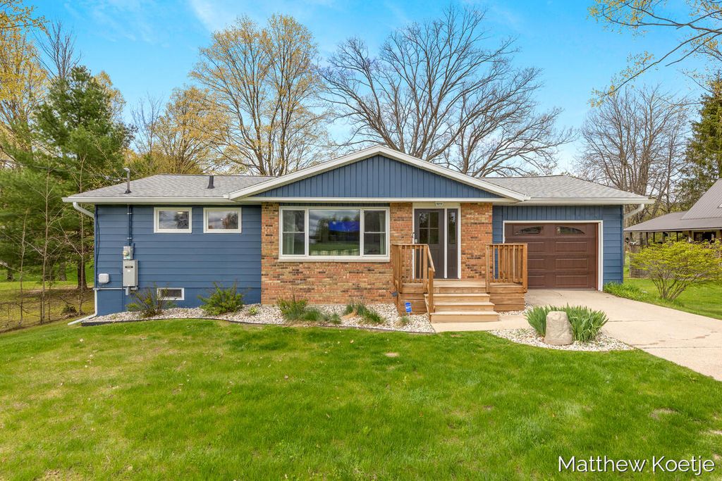 4405 Chippewa Trail, Fremont, MI 49412