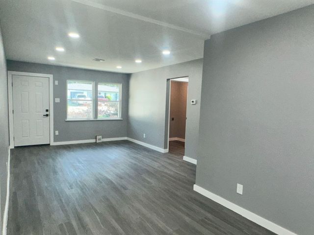2710 Roberts Circle, Arlington, TX 76010