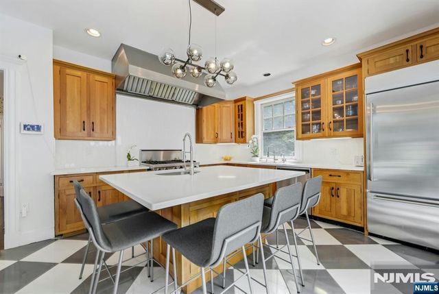 78 Franklin Street, Englewood, NJ 07631