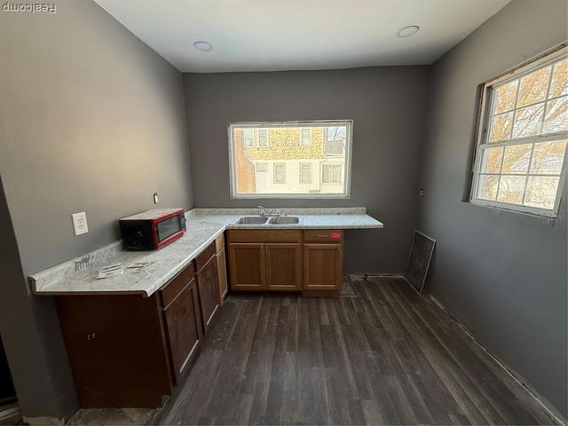 2474 Sturtevant Street, Detroit, MI 48206