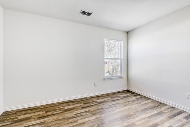 602 N Taylor Street, Gainesville, TX 76240