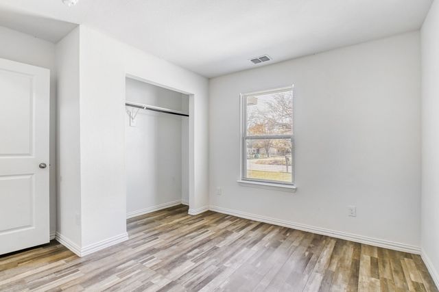 602 N Taylor Street, Gainesville, TX 76240