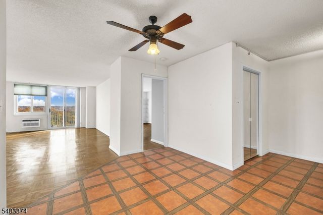 160 Overlook Ave 7A, Hackensack City, NJ 07601