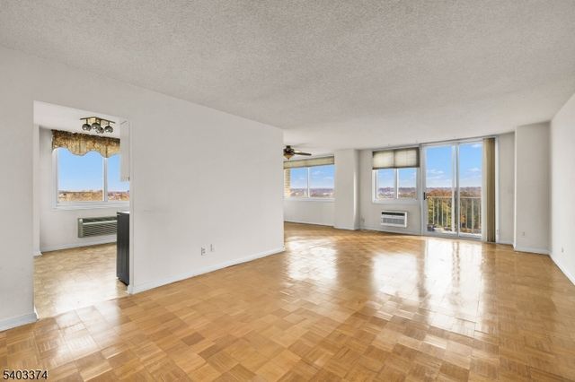 160 Overlook Ave 7A, Hackensack City, NJ 07601