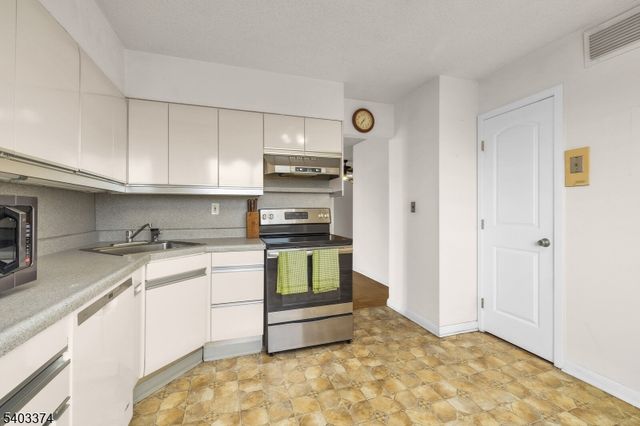 160 Overlook Ave 7A, Hackensack City, NJ 07601