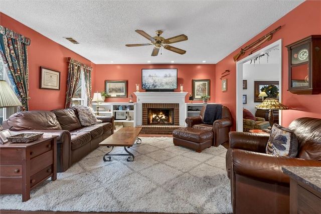 1354 Salem Drive, Alpharetta, GA 30009