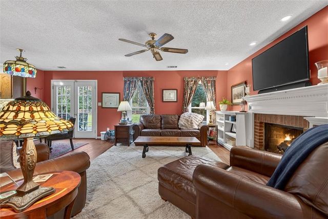 1354 Salem Drive, Alpharetta, GA 30009