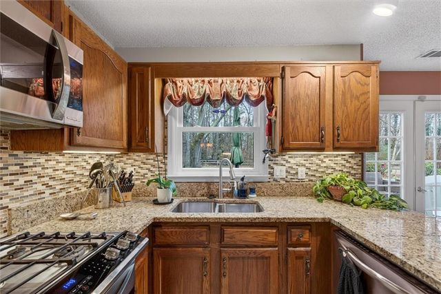 1354 Salem Drive, Alpharetta, GA 30009