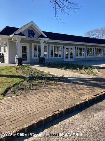 16 Cherry Court, Spring Lake Heights, NJ 07762