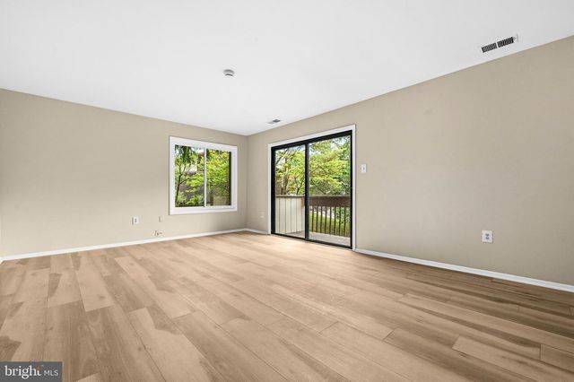 9110 CENTERWAY RD, Gaithersburg, MD 20879