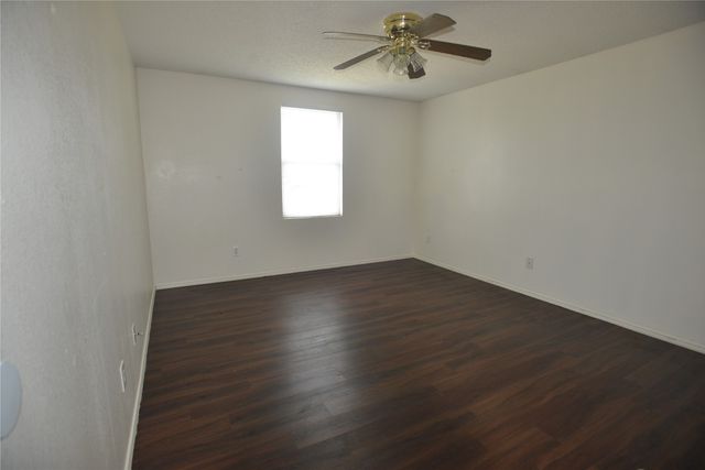 2812 Sonora Lane, Mesquite, TX 75181