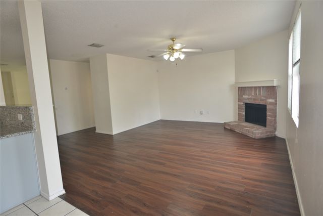 2812 Sonora Lane, Mesquite, TX 75181