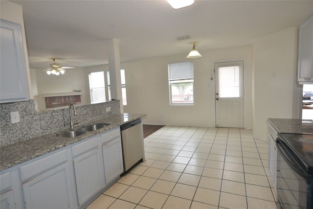 2812 Sonora Lane, Mesquite, TX 75181