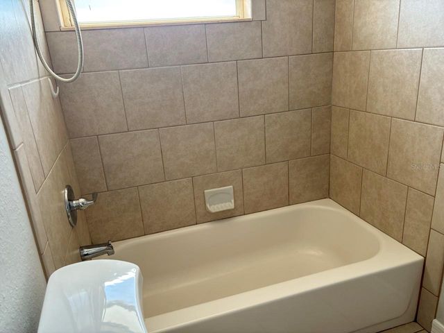 4431 W WALLACE AVENUE, Tampa, FL 33611