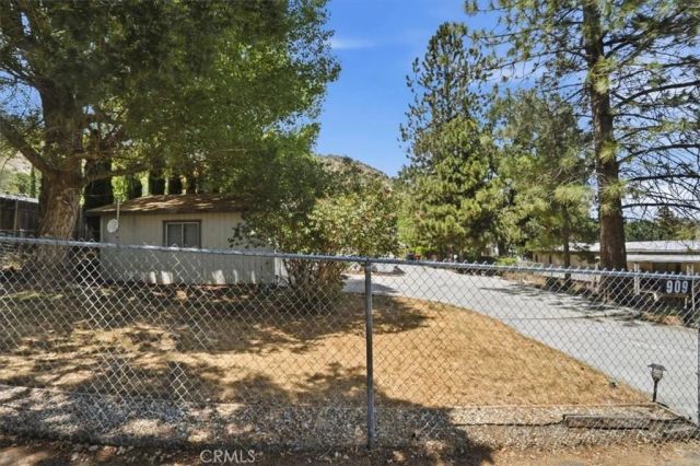 909 Louise Way, Lebec, CA 93243