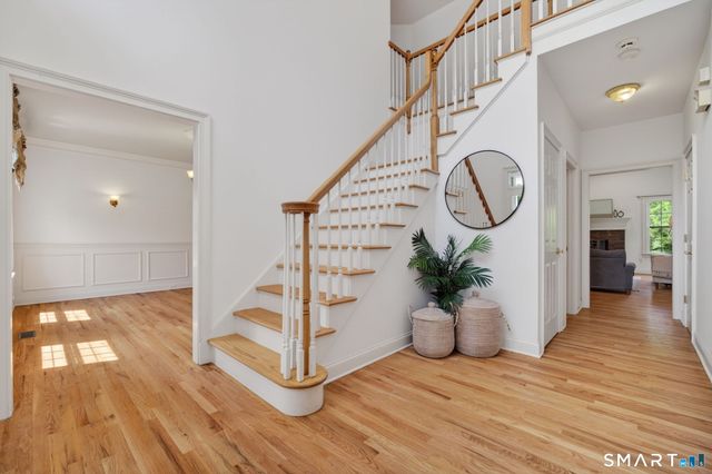3 Lillinonah Ridge Drive, New Milford, CT 06776