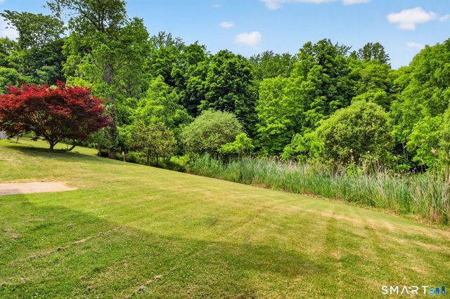 3 Lillinonah Ridge Drive, New Milford, CT 06776