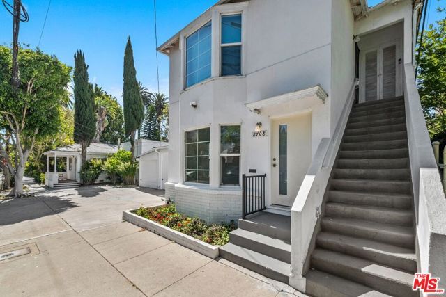 739 Westbourne Drive, West Hollywood, CA 90069
