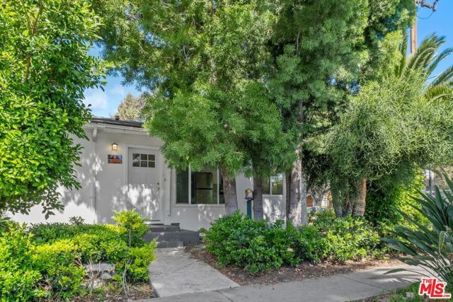 739 Westbourne Drive, West Hollywood, CA 90069