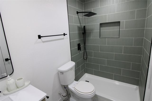 1646 Jackson Street, Grand Prairie, TX 75051