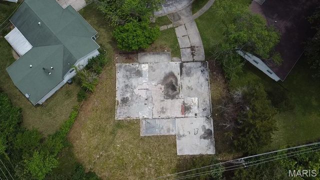 11905 Rosevalley Lane, Hazelwood, MO 63138