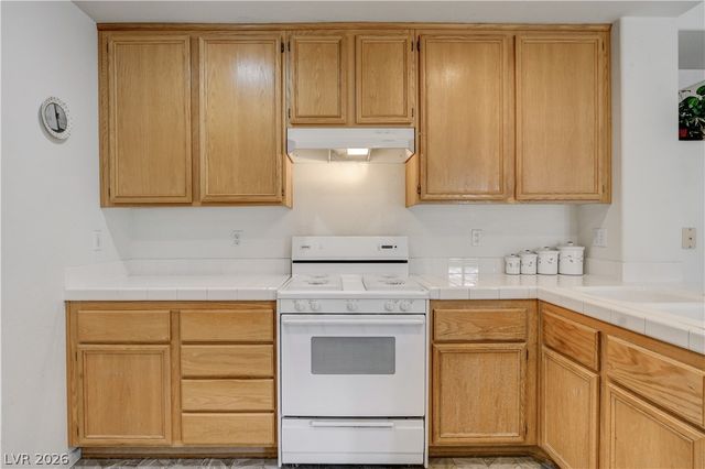 1207 Golden Spike Court, Henderson, NV 89014
