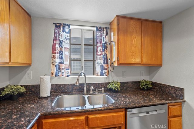 343 W Central J, Monrovia, CA 91016